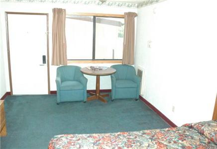 Richland Inn And Suites Room photo